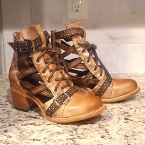 Freebird Cheyenne booties